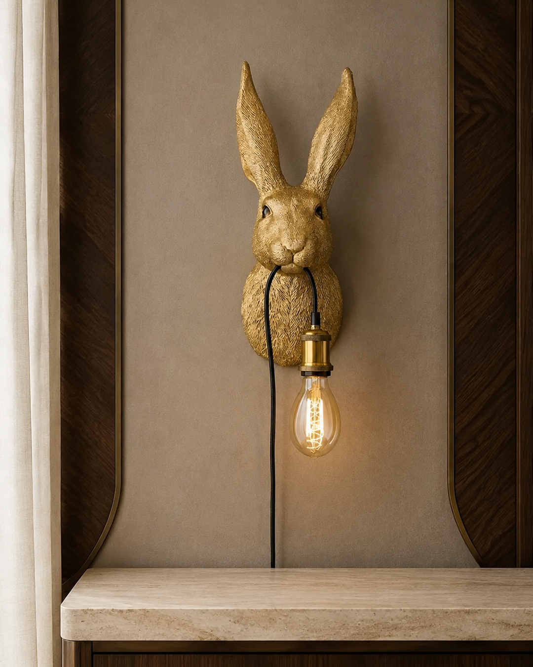 Applique murale Hasi – Lapin doré H.46 cm