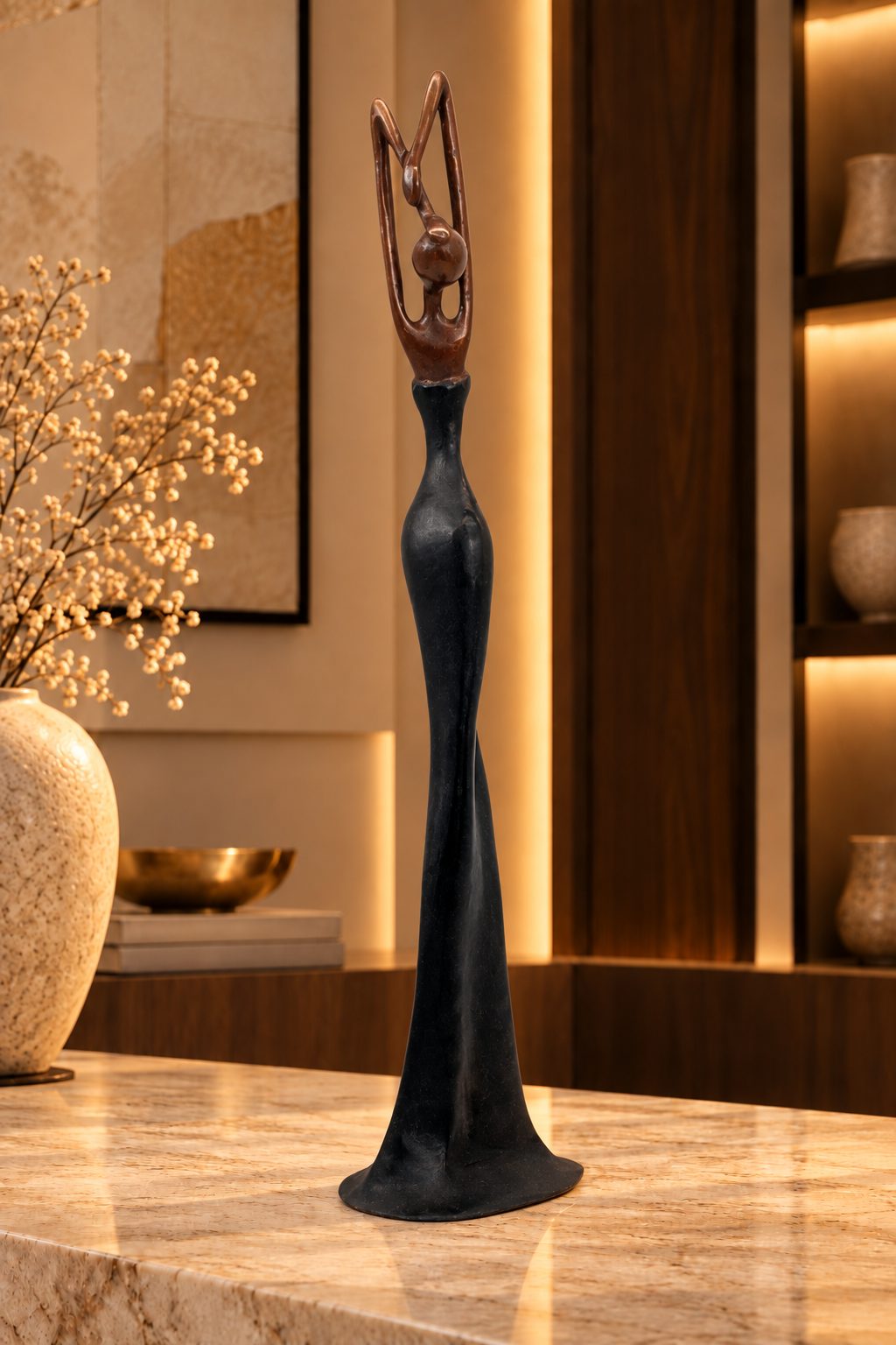 Statue Bronze Madame Minuit 55 cm, vue de face, finition noire et bronze, DUNE & CO